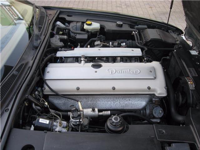 Jaguar Daimler 4.0 Six Limousine ocasion - CV Robledauto