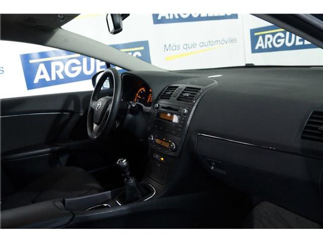 Toyota Avensis 2.0 D-4d Advance Impecable ocasion - Argelles Automviles