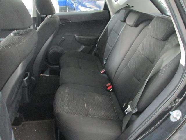 Hyundai I30 1.6crdi Comfort 90 ocasion - Kobe Motor