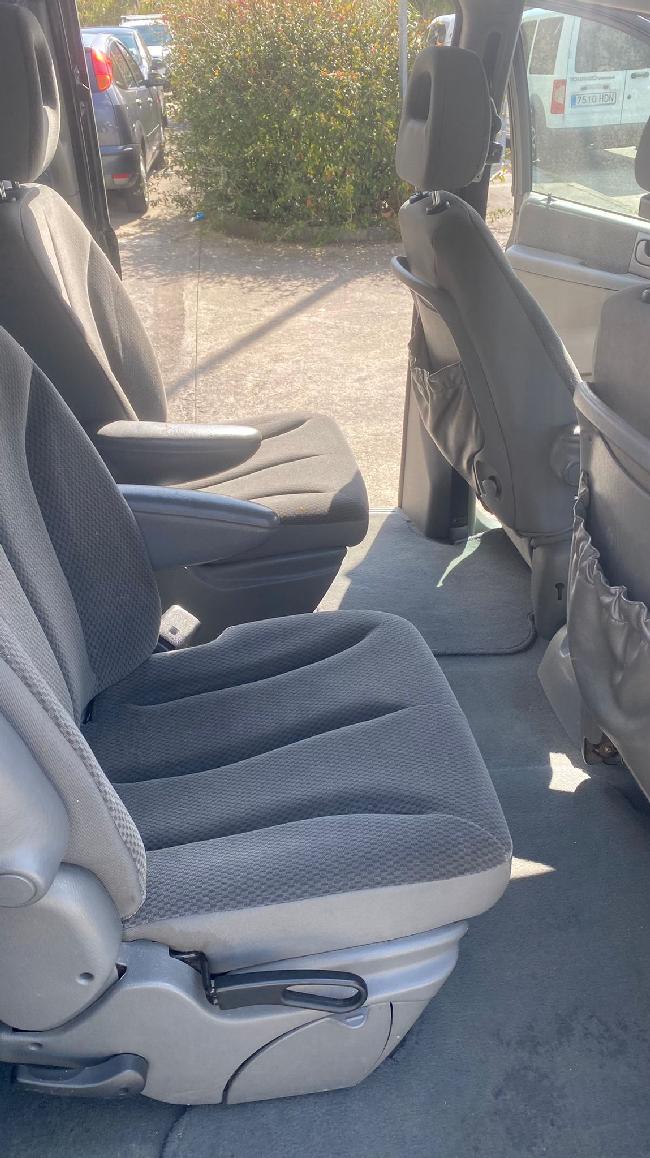 Chrysler Voyager 2.5 Crdi 143 7 Plazas ocasion - VEHICULOS DE OCASION