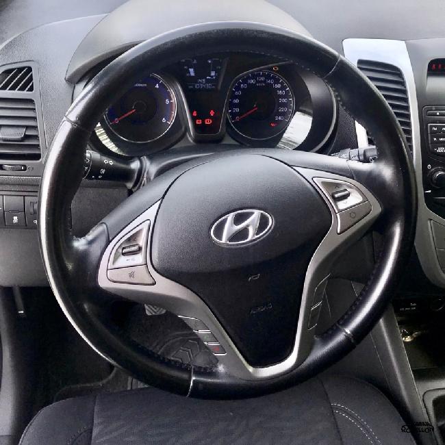 Hyundai Ix20 1.4 Crdi 90cv ocasion - Garaje Roselln