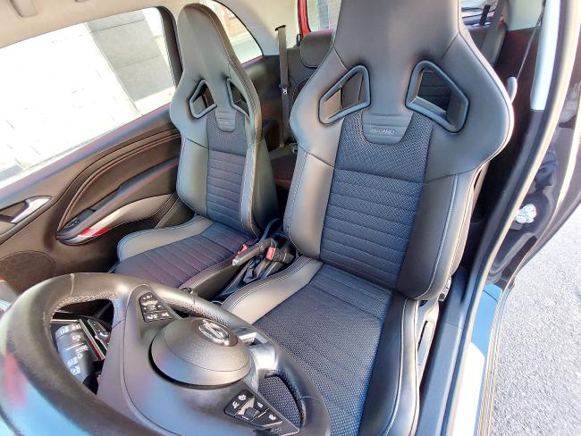 Opel Adam S 1.4 Turbo (150cv) Gps, Piel, Etc ocasion - Granada Wagen