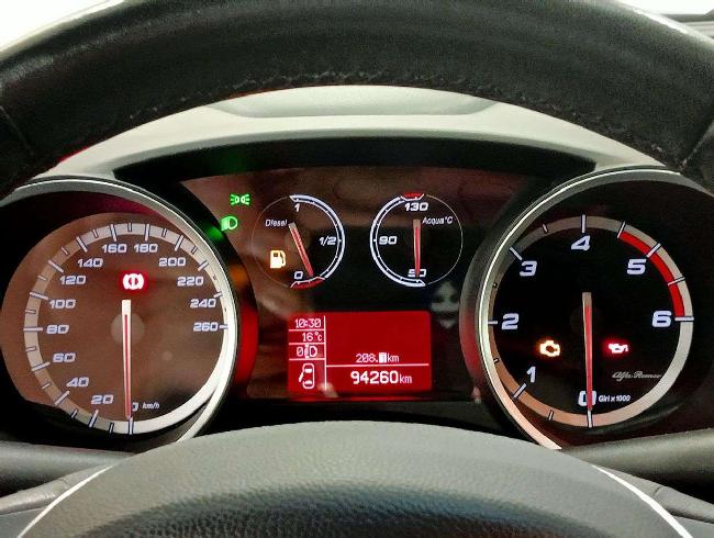 Alfa Romeo Giulietta 2.0jtdm Distinctive 150 ocasion - Automotor Dursan