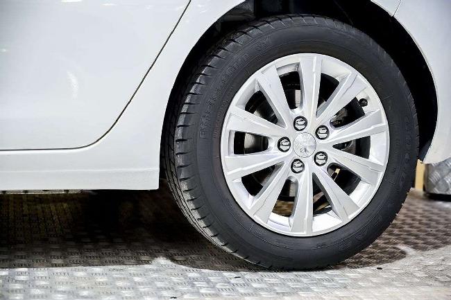 Peugeot 308 5p Style 1.2 Puretech 96kw 130cv Auto ocasion - Automotor Dursan