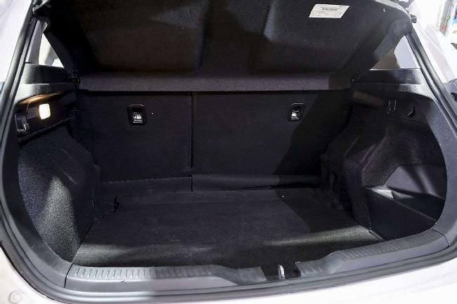 Toyota Auris 1.8 140h Hybrid Business ocasion - Automotor Dursan