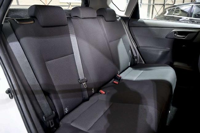 Toyota Auris 1.8 140h Hybrid Business ocasion - Automotor Dursan
