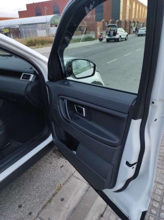 Land Rover Discovery Sport 2.0td4 Hse 4x4 180 ocasion - Only Cars Sabadell