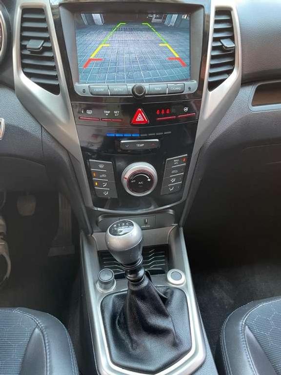 Ssangyong Tivoli G16 Limited 4x2 ocasion - Only Cars Sabadell