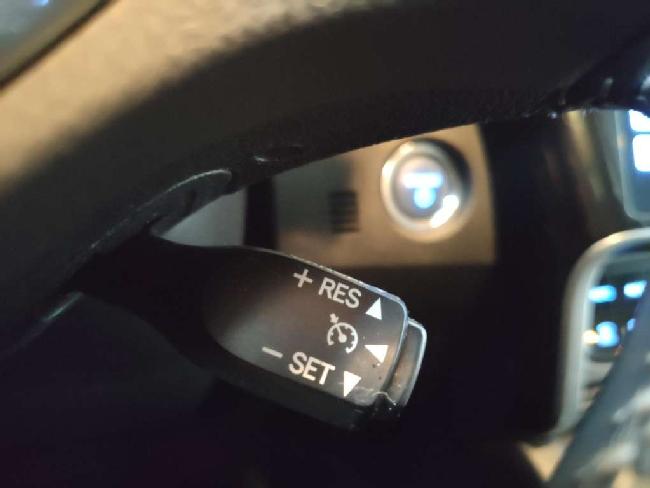 Toyota Auris Hybrid 140h Advance ocasion - Only Cars Sabadell