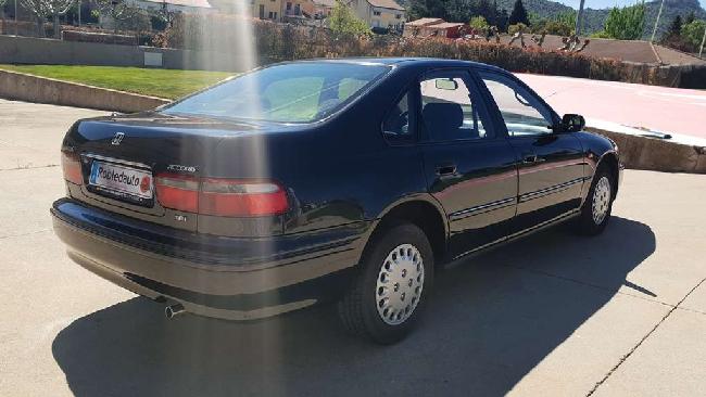 Honda Accord 1.8i ocasion - CV Robledauto