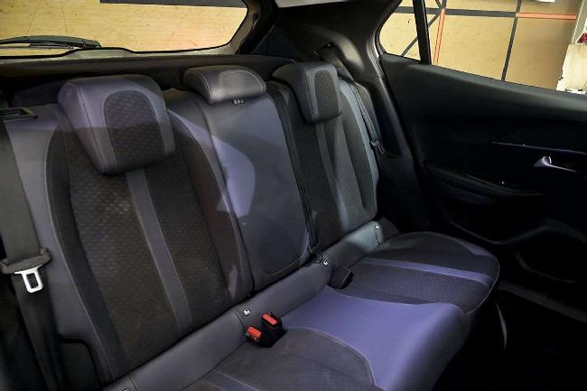 Peugeot 2008 1.5bluehdi Su0026s Allure 100 ocasion - Automotor Dursan
