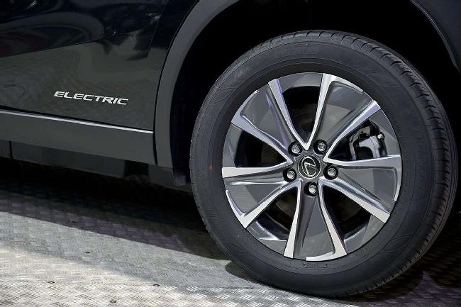 Lexus Ux 300e Business ocasion - Automotor Dursan