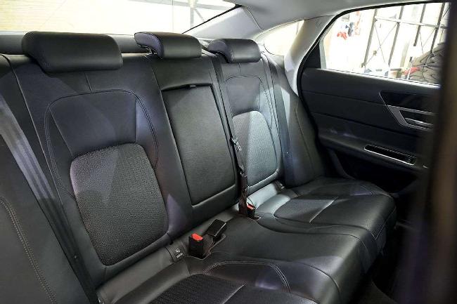 Jaguar Xf 2.0i4d Portfolio Aut. 180 ocasion - Automotor Dursan