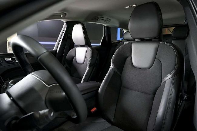 Volvo Xc60 Xc-60 2.0 B4 D Awd Momentum Auto ocasion - Automotor Dursan