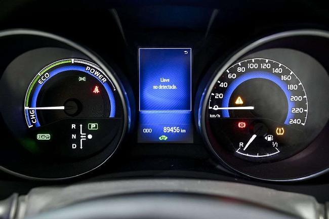 Toyota Auris 1.8 140h Hybrid Business ocasion - Automotor Dursan
