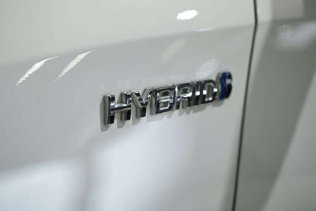 Toyota Auris 1.8 140h Hybrid Business ocasion - Automotor Dursan