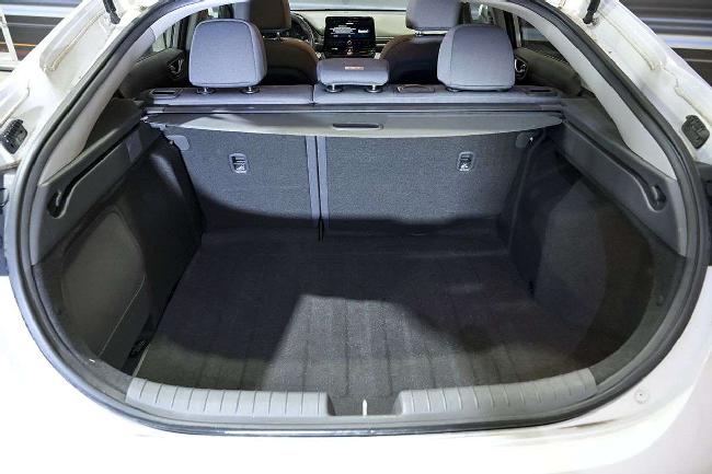 Hyundai Ioniq 1.6 Gdi Hev Tecno Dct ocasion - Automotor Dursan