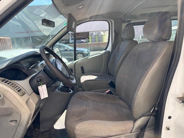 Renault Trafic 2.0 Dci 115 Passenger ocasion - VEHICULOS DE OCASION