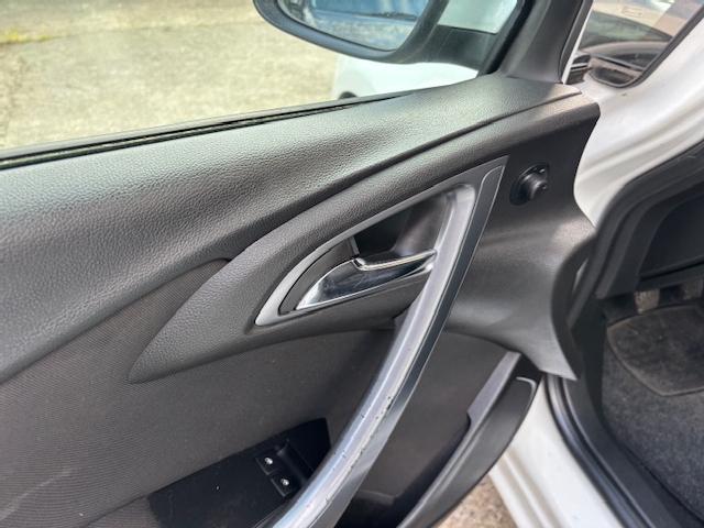 Opel Astra Sw 1.7 Cdti 110 Cv ocasion - VEHICULOS DE OCASION