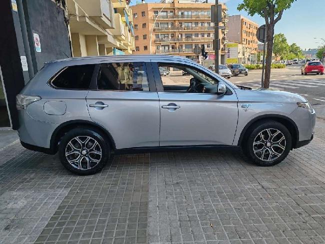 Mitsubishi Outlander Phev Kaiteki ocasion - Only Cars Sabadell