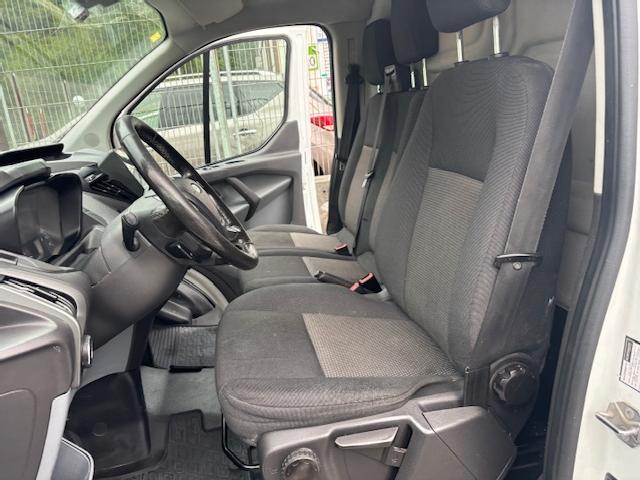 Ford Transit Custom L1-h1 130 Cv ocasion - VEHICULOS DE OCASION