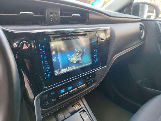 Toyota Auris Hybrid 140h Advance ocasion - Only Cars Sabadell