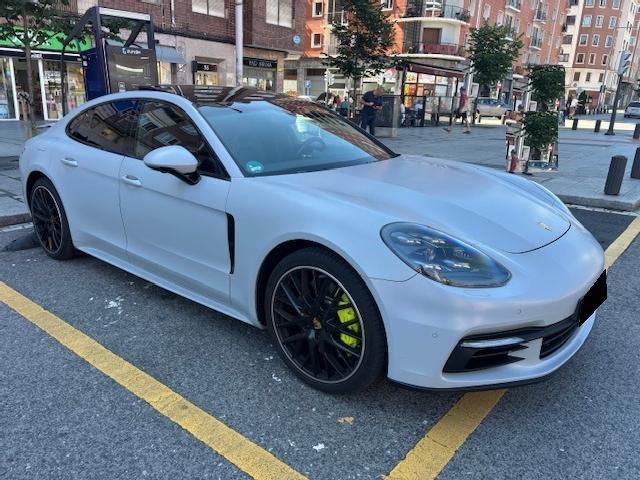 Porsche Panamera Hybrido Enchufable 462 Cv ocasion - VEHICULOS DE OCASION
