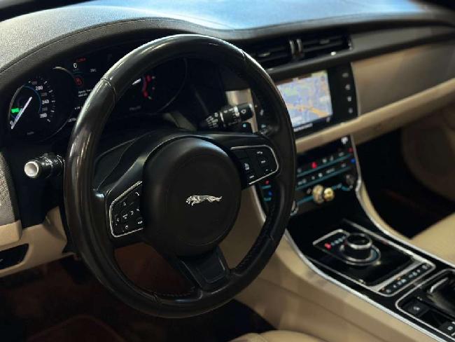 Jaguar Xf 2.0i4d Prestige Aut. 180 ocasion - Box Sport