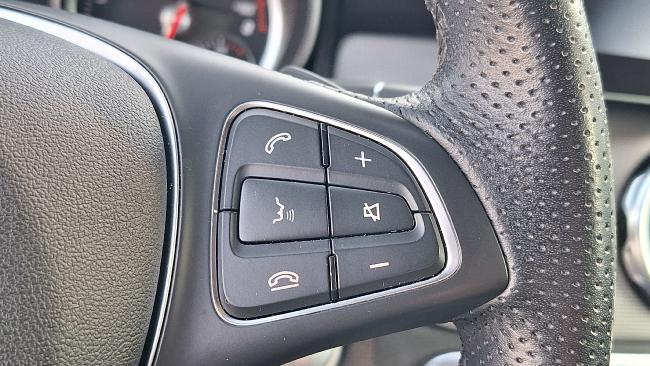 Mercedes Gla 180 *gps*piel*led* ocasion - Granada Wagen