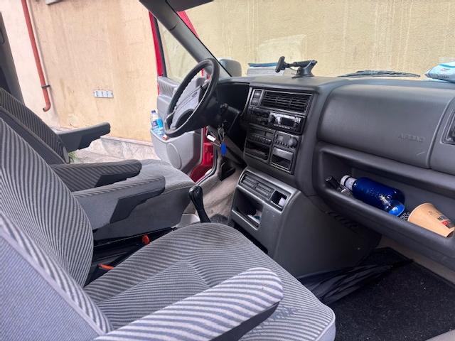 Volkswagen Multivan 2.5 Tdi 102 Camper ocasion - VEHICULOS DE OCASION