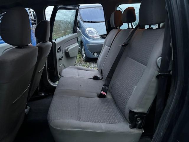 Dacia Logan 1.6 I 7 Plazas Etiqueta C ocasion - VEHICULOS DE OCASION