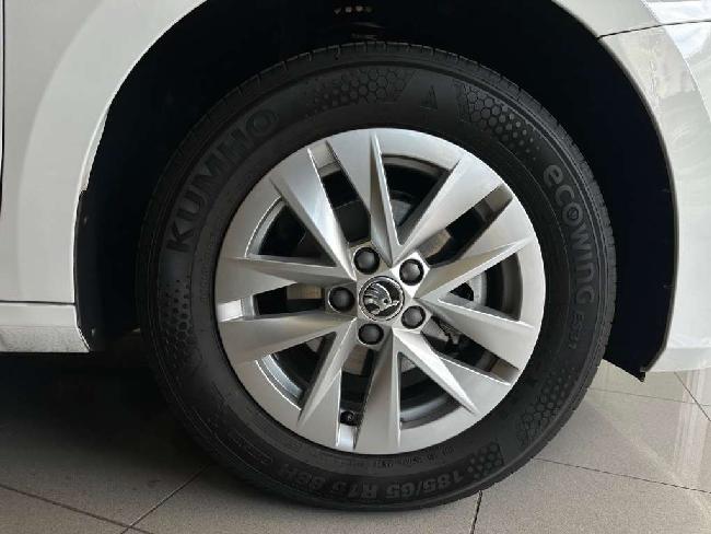 Skoda Fabia 1.0 Mpi Selection 59kw ocasion - Box Sport