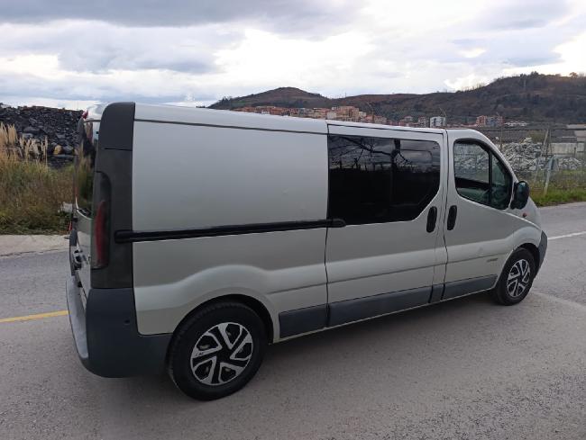 Renault Trafic Larga 2.5 Dci 140cv Motor Nuevo ocasion - VEHICULOS DE OCASION