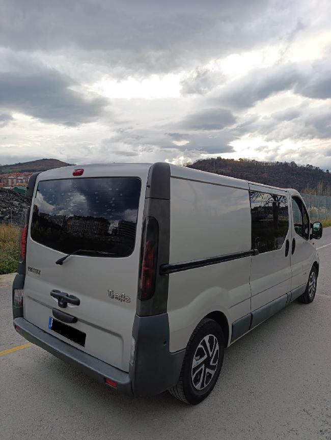 Renault Trafic Larga 2.5 Dci 140cv Motor Nuevo ocasion - VEHICULOS DE OCASION