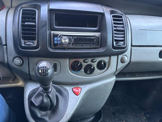 Renault Trafic Larga 2.5 Dci 140cv Motor Nuevo ocasion - VEHICULOS DE OCASION