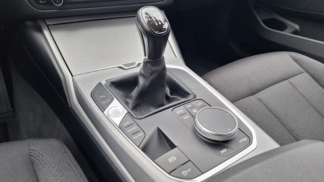 BMW 318 D *led*gps*c�mara* ocasion - Granada Wagen