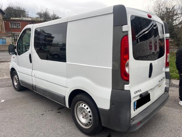 Renault Trafic 2.0 Dci 115 Passenger Camper ocasion - VEHICULOS DE OCASION