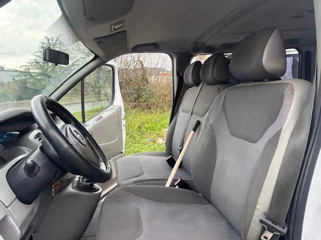 Renault Trafic 2.0 Dci 115 Passenger Camper ocasion - VEHICULOS DE OCASION