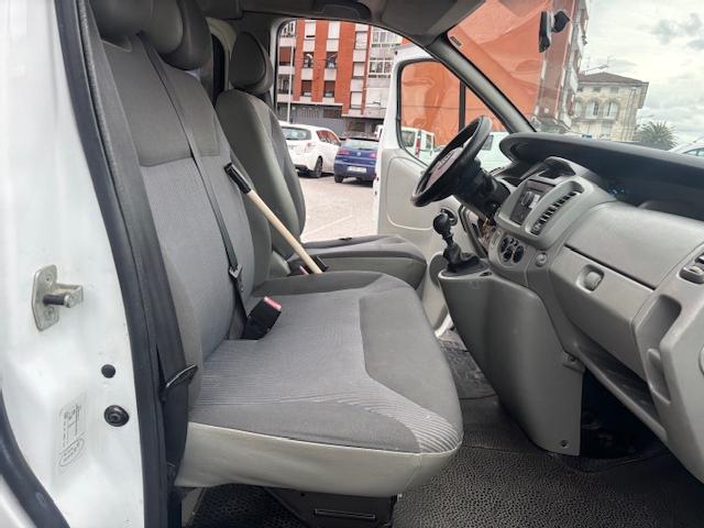 Renault Trafic 2.0 Dci 115 Passenger Camper ocasion - VEHICULOS DE OCASION