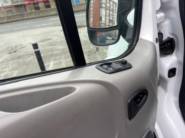 Renault Trafic 2.0 Dci 115 Passenger Camper ocasion - VEHICULOS DE OCASION