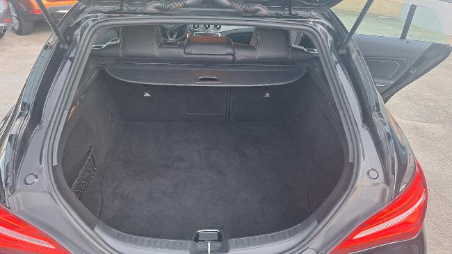 Mercedes Cla 180 Shooting Brake *gps*piel*led* ocasion - Granada Wagen