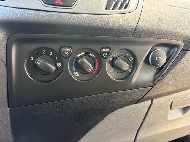 Ford Transit Custom 2.0 Tdi 9 Plazas ocasion - VEHICULOS DE OCASION