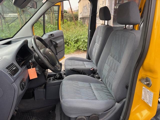 Ford Tourneo Connect Minusvalidos 1.8 Tdci 90 ocasion - VEHICULOS DE OCASION