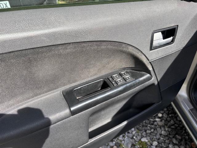 Ford Mondeo 2.0 Tdci 130 Cv Ghia ocasion - VEHICULOS DE OCASION
