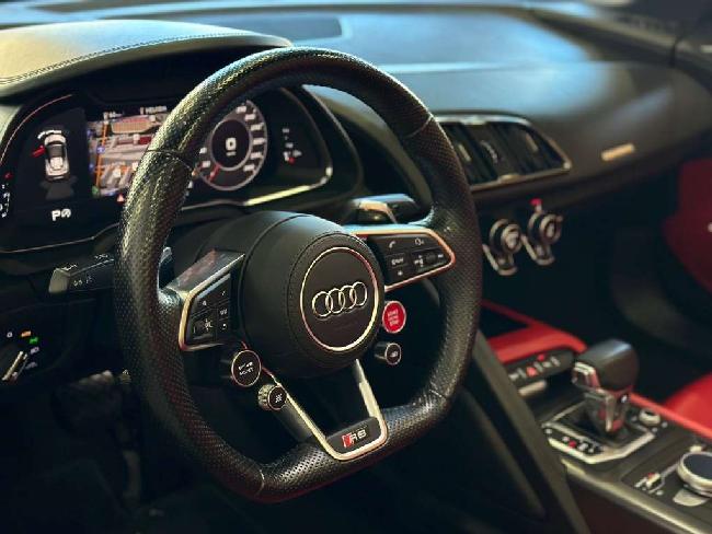 Audi R8 Spyder 5.2 Fsi V10 Quattro S-tronic ocasion - Box Sport