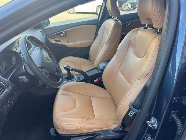 Volvo V40 Cross Country 2.0 D2 *piel*gps* ocasion - Granada Wagen