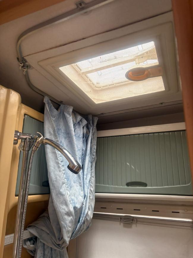 Ford Autocaravana Chausson 23 2.4 Tdci 125 Cv ocasion - VEHICULOS DE OCASION