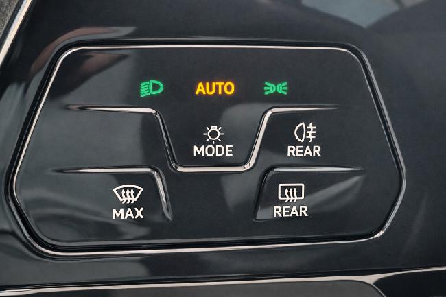 Volkswagen Golf 1.5 Tsi 150 Cv *gps*apple Carplay*led* ocasion - Granada Wagen